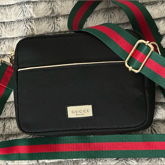 Gucci crossbody bag - Picture 1 of 9